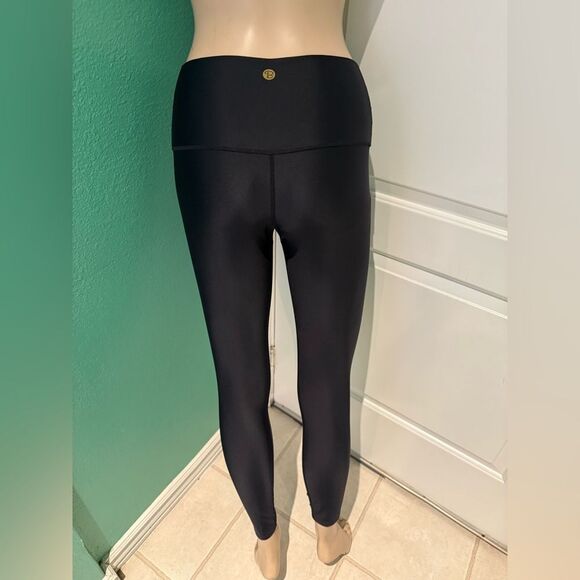 Chic Black Leggings with White Stripe - Picture 6 of 7